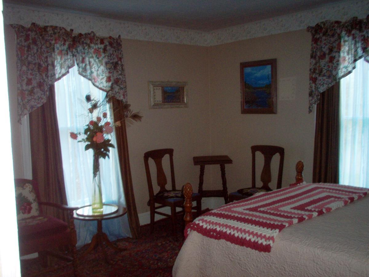 Parks Edge Inn Millinocket Kültér fotó